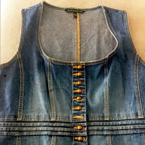 Jean Vest